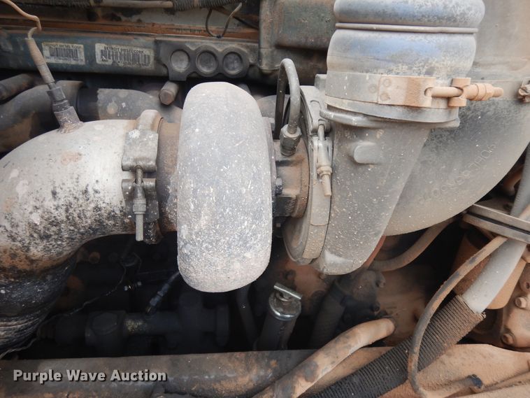 image for item IP9165 1991 Peterbilt 379  semi truck