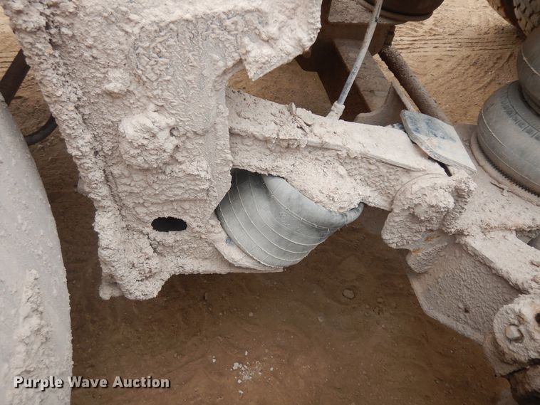 image for item IP9165 1991 Peterbilt 379  semi truck