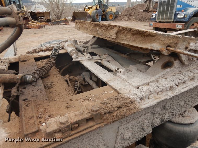 image for item IP9165 1991 Peterbilt 379  semi truck