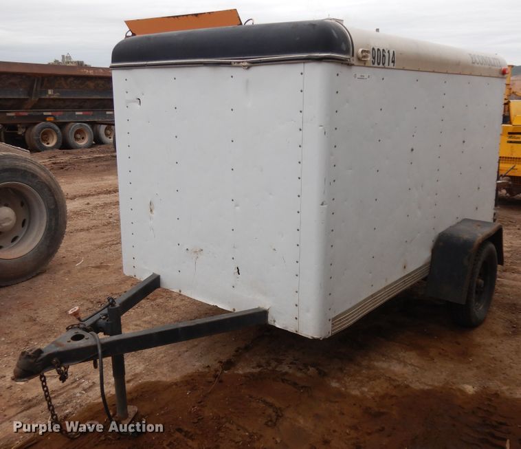 image for item IP9166 1975 enclosed cargo trailer