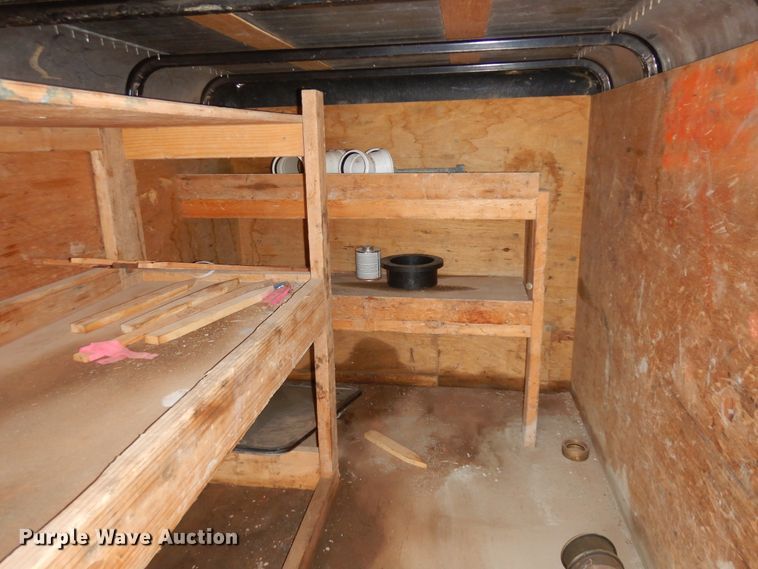 image for item IP9166 1975 enclosed cargo trailer