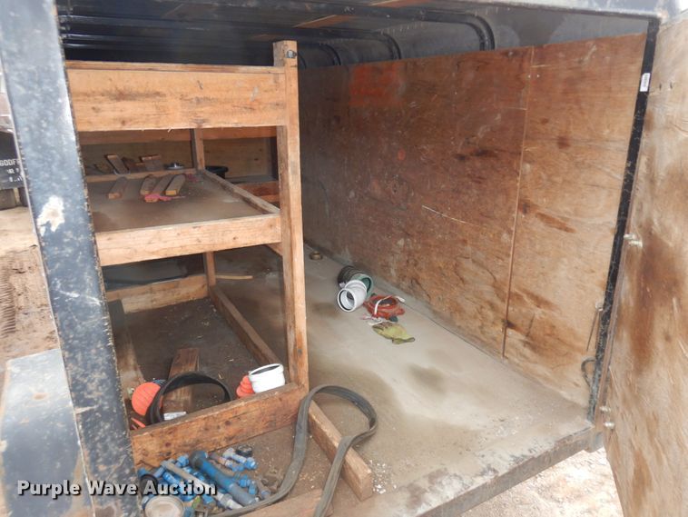 image for item IP9166 1975 enclosed cargo trailer