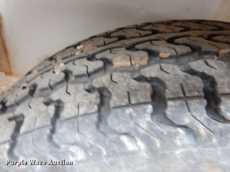 image for item IP9166 1975 enclosed cargo trailer