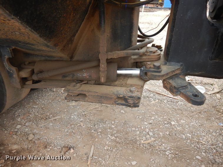 image for item IP9170 Hyster C530A  pneumatic roller