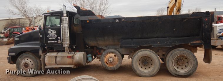 image for item IP9171 1987 Kenworth T600  dump truck