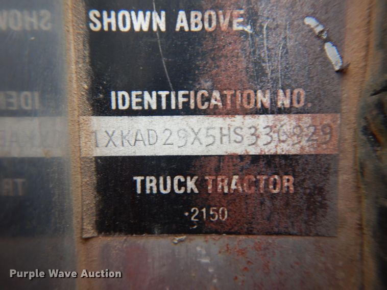 image for item IP9171 1987 Kenworth T600  dump truck