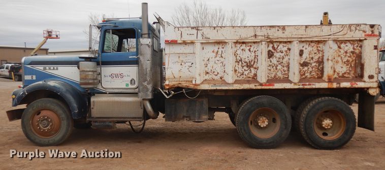 image for item IP9172 1977 Kenworth W900A  dump truck