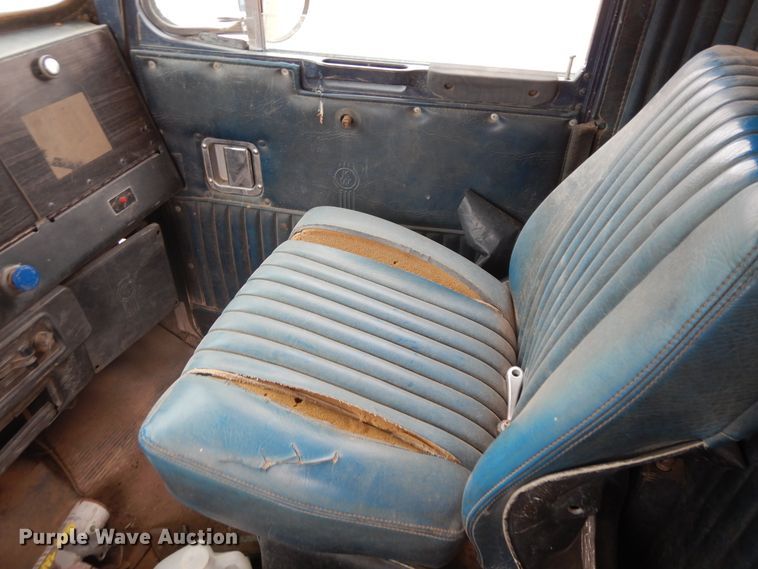 image for item IP9172 1977 Kenworth W900A  dump truck