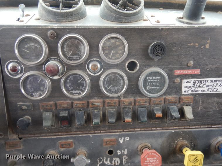 image for item IP9172 1977 Kenworth W900A  dump truck