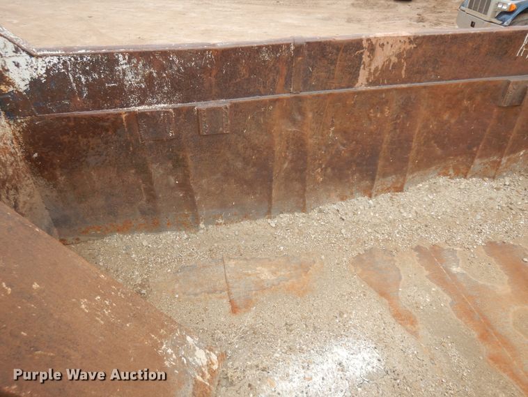 image for item IP9172 1977 Kenworth W900A  dump truck