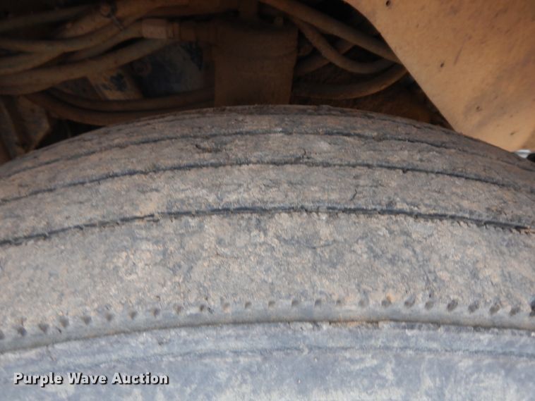 image for item IP9172 1977 Kenworth W900A  dump truck