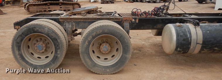 image for item IP9173 1992 Peterbilt 379  semi truck