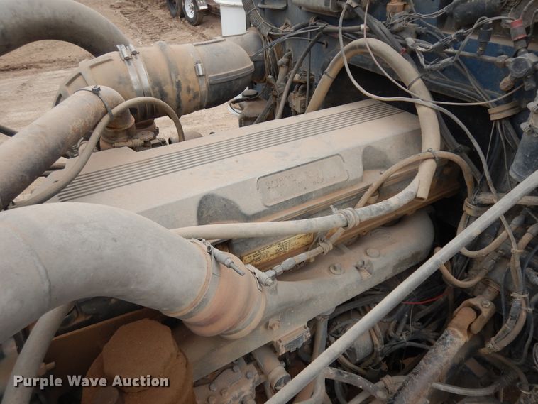 image for item IP9173 1992 Peterbilt 379  semi truck