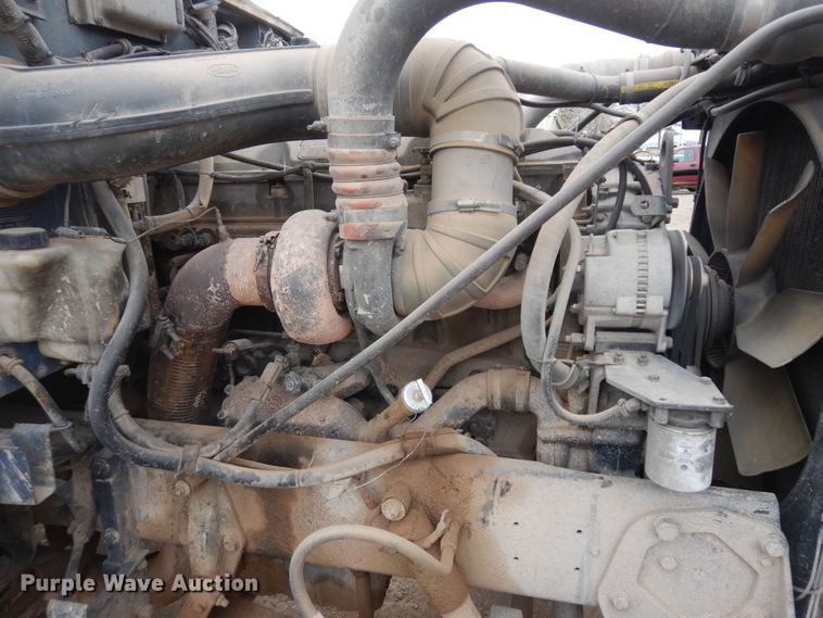 image for item IP9173 1992 Peterbilt 379  semi truck