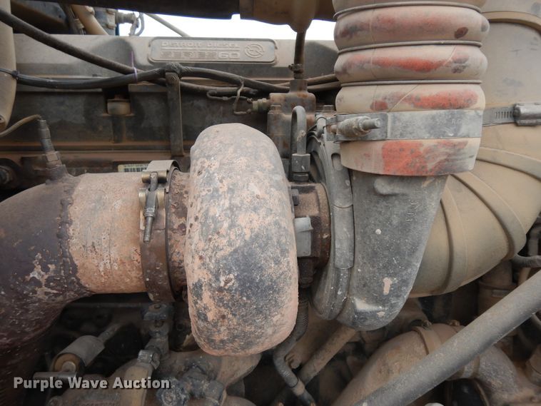 image for item IP9173 1992 Peterbilt 379  semi truck