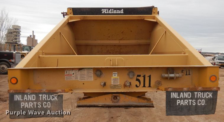 image for item IP9174 1998 Midland  bottom dump trailer