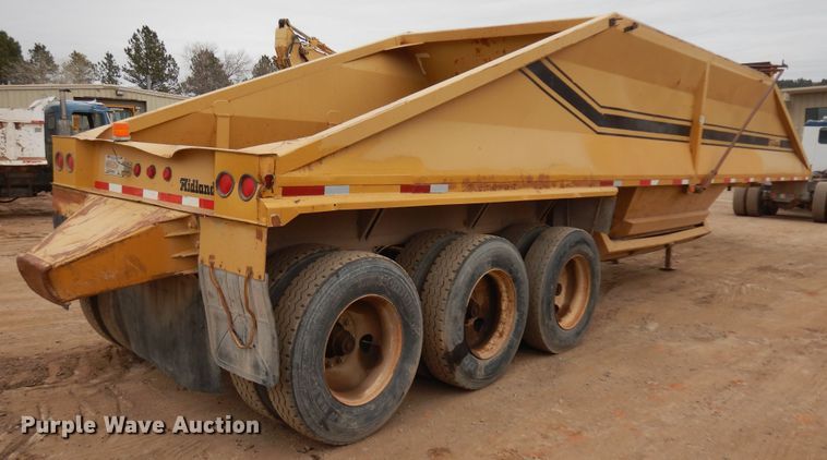 image for item IP9174 1998 Midland  bottom dump trailer