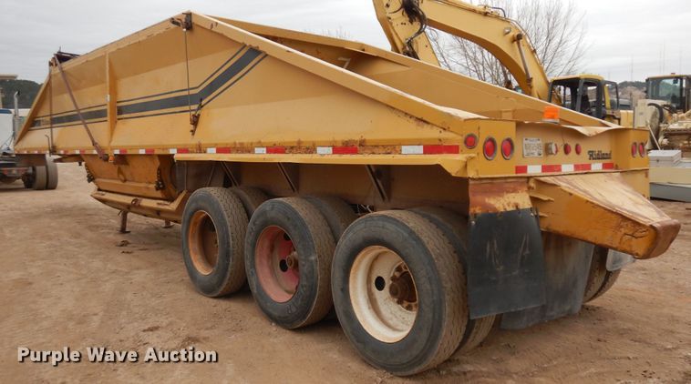 image for item IP9174 1998 Midland  bottom dump trailer