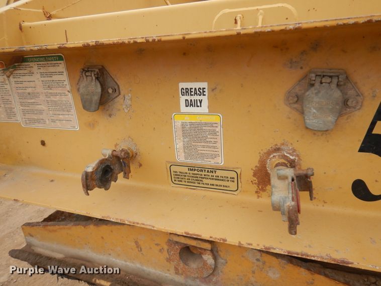 image for item IP9174 1998 Midland  bottom dump trailer