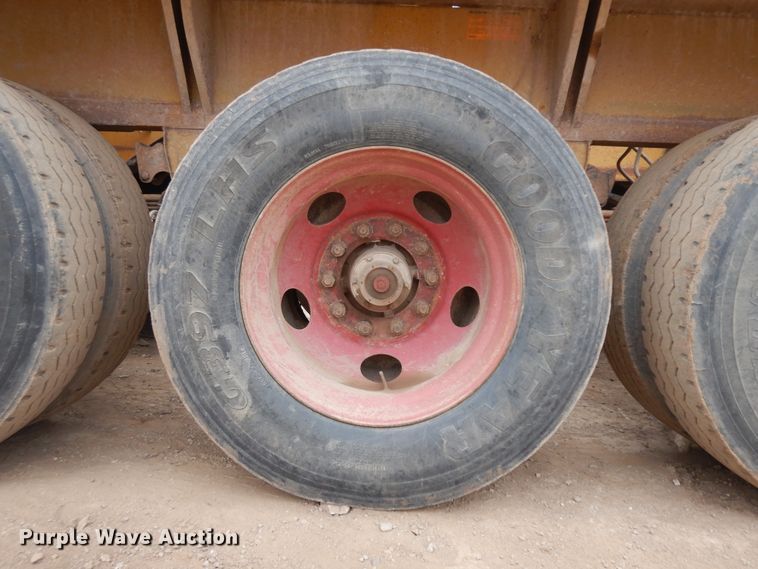 image for item IP9174 1998 Midland  bottom dump trailer