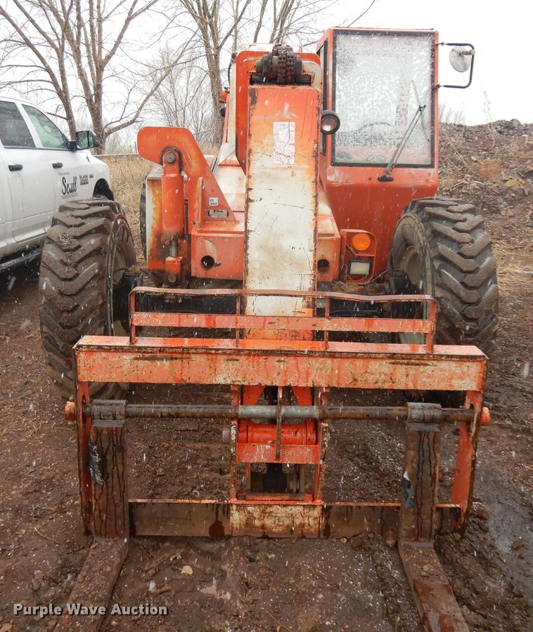 image for item IP9178 SkyTrak 8042  telehandler