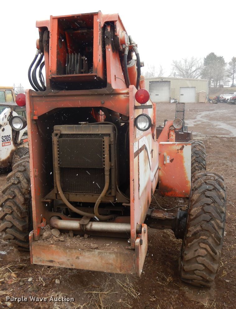 image for item IP9178 SkyTrak 8042  telehandler