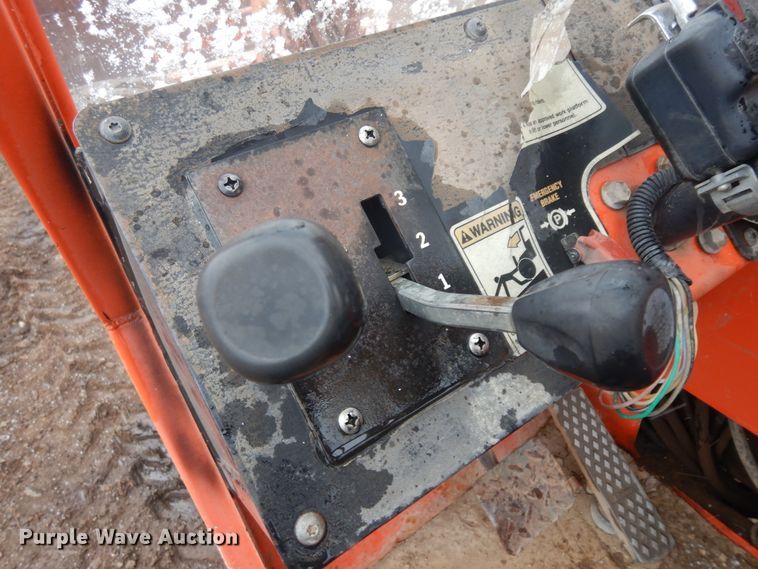 image for item IP9178 SkyTrak 8042  telehandler