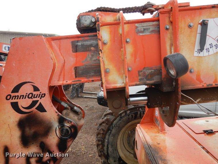 image for item IP9178 SkyTrak 8042  telehandler