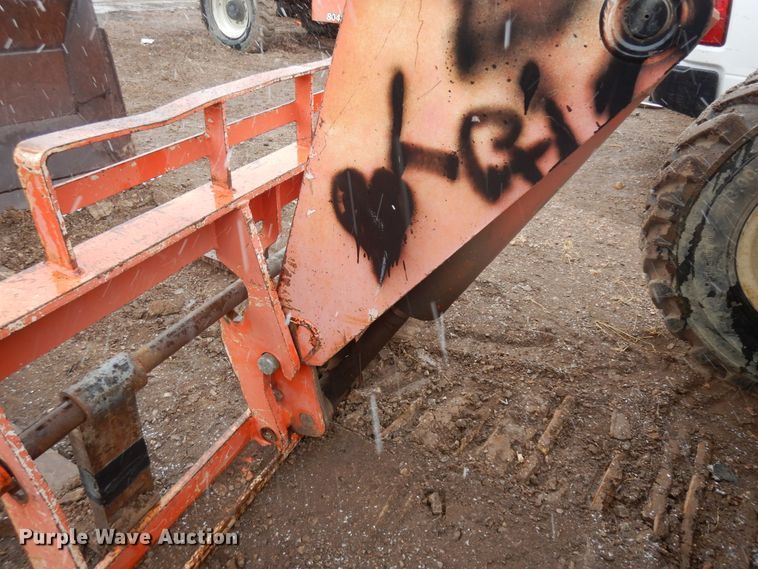 image for item IP9178 SkyTrak 8042  telehandler