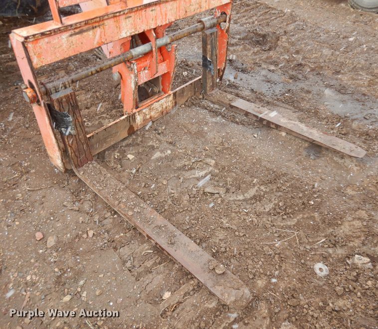 image for item IP9178 SkyTrak 8042  telehandler