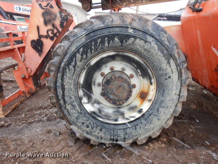 image for item IP9178 SkyTrak 8042  telehandler