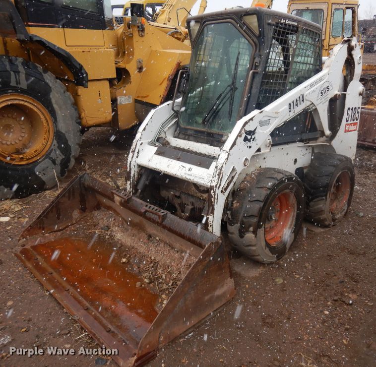 image for item IP9180 2008 Bobcat S185  skid steer loader