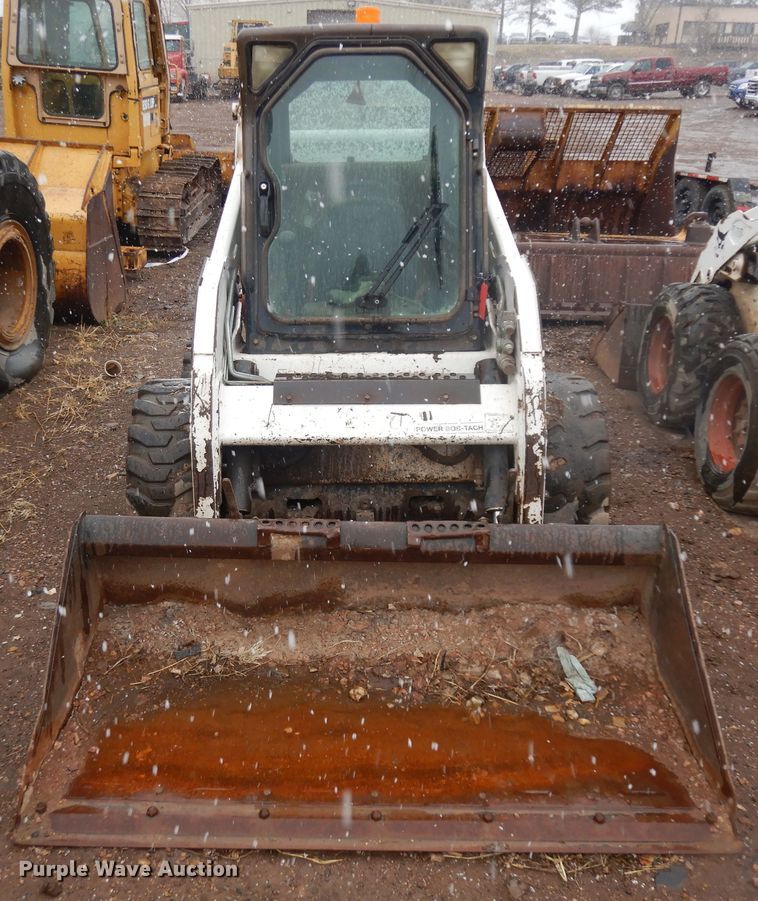 image for item IP9180 2008 Bobcat S185  skid steer loader