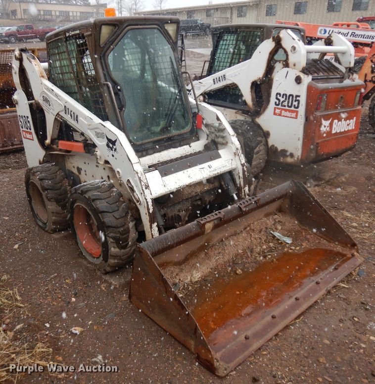 image for item IP9180 2008 Bobcat S185  skid steer loader