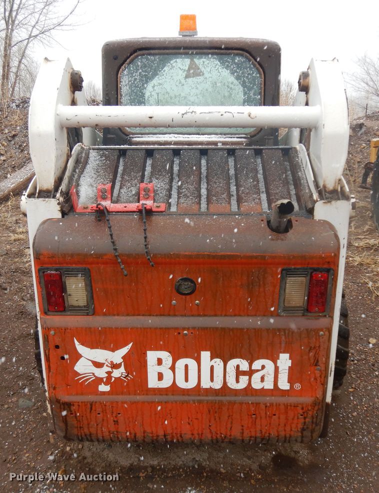 image for item IP9180 2008 Bobcat S185  skid steer loader