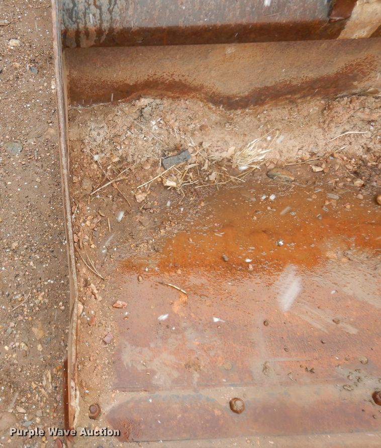 image for item IP9180 2008 Bobcat S185  skid steer loader