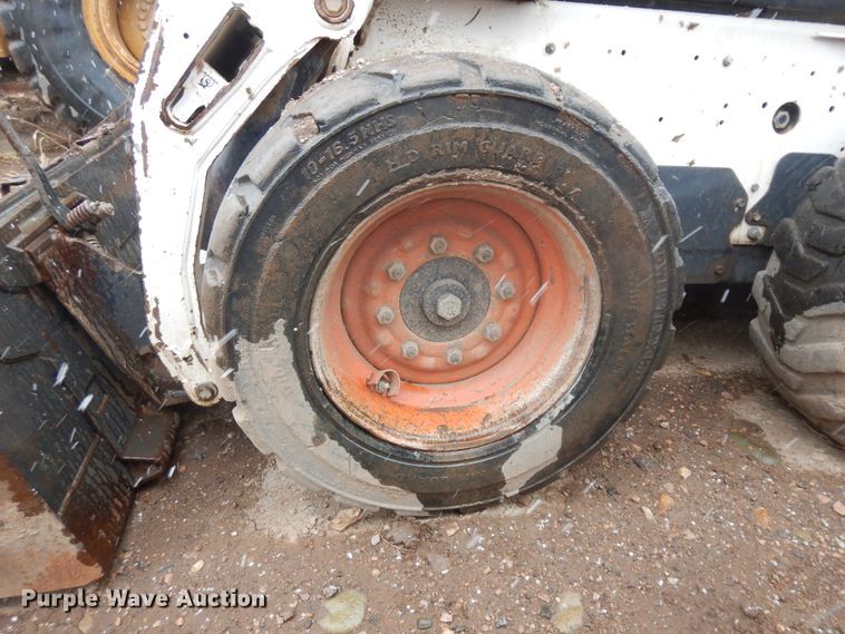 image for item IP9180 2008 Bobcat S185  skid steer loader