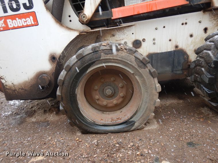 image for item IP9180 2008 Bobcat S185  skid steer loader