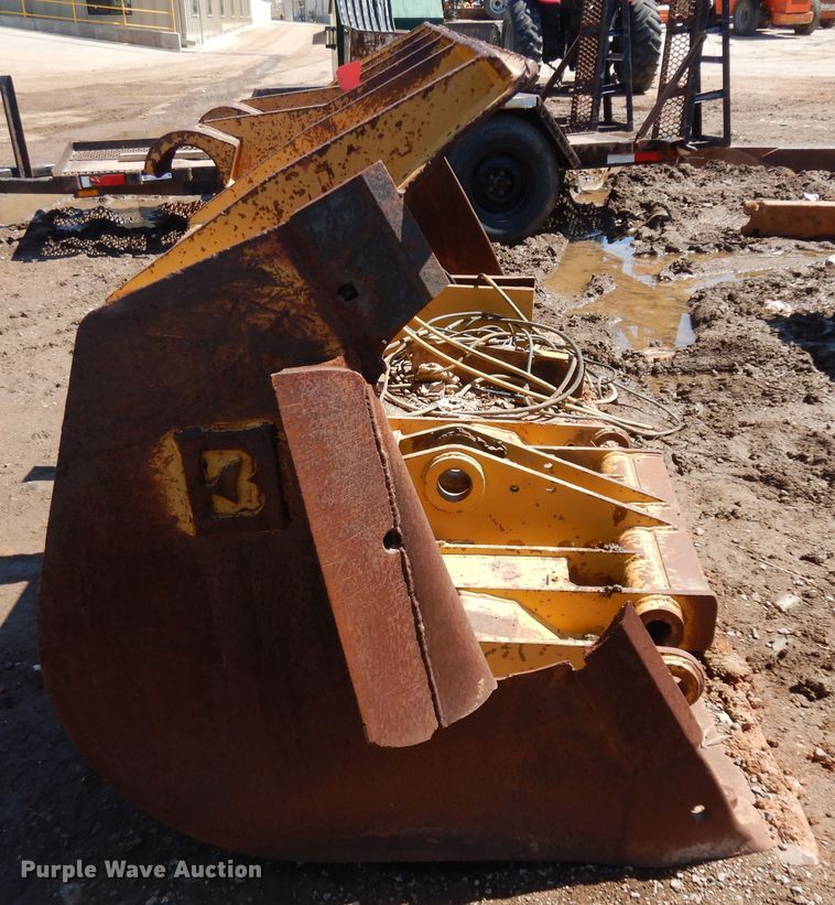 image for item IP9183 Balderson loader bucket