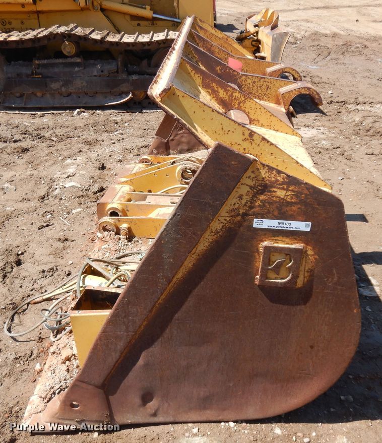 image for item IP9183 Balderson loader bucket