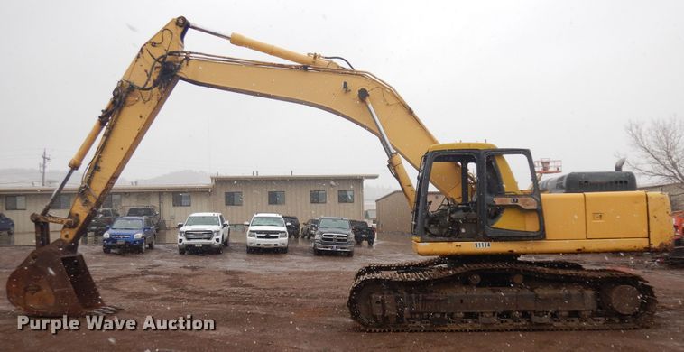 image for item IP9184 2001 Komatsu PC300LC-6LE  excavator