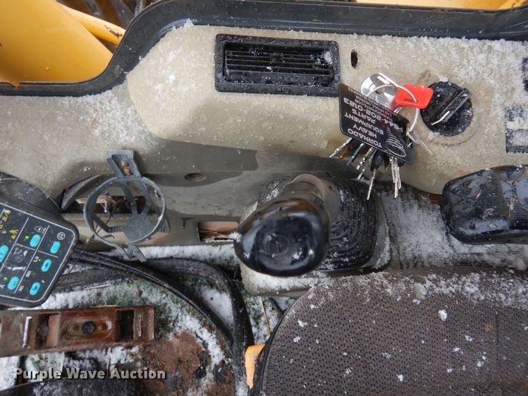 image for item IP9184 2001 Komatsu PC300LC-6LE  excavator