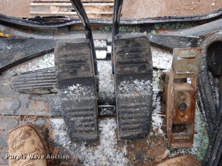 image for item IP9184 2001 Komatsu PC300LC-6LE  excavator