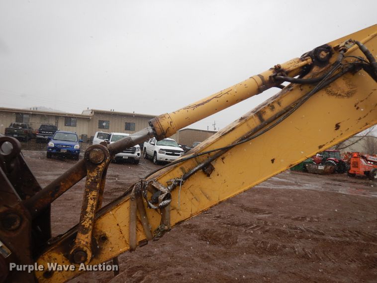 image for item IP9184 2001 Komatsu PC300LC-6LE  excavator