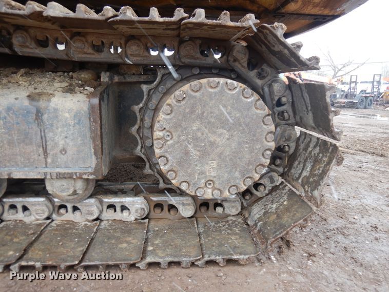 image for item IP9184 2001 Komatsu PC300LC-6LE  excavator