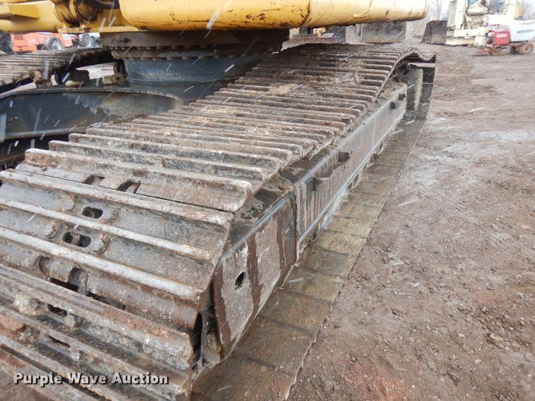 image for item IP9184 2001 Komatsu PC300LC-6LE  excavator