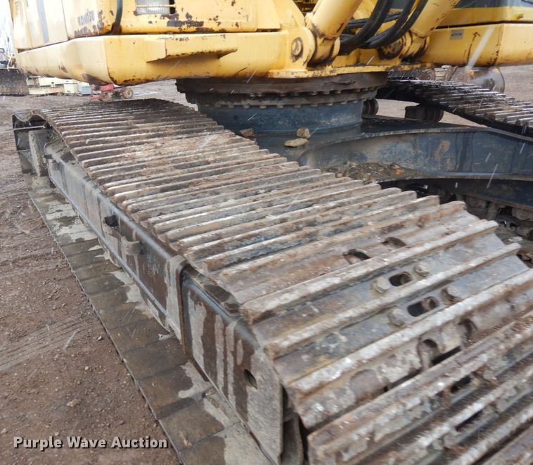 image for item IP9184 2001 Komatsu PC300LC-6LE  excavator