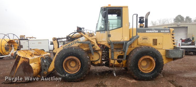 image for item IP9186 2002 Komatsu WA380-3MC  wheel loader