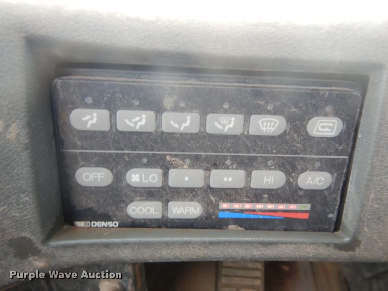 image for item IP9186 2002 Komatsu WA380-3MC  wheel loader