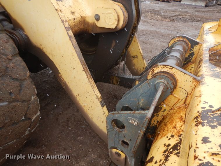 image for item IP9186 2002 Komatsu WA380-3MC  wheel loader